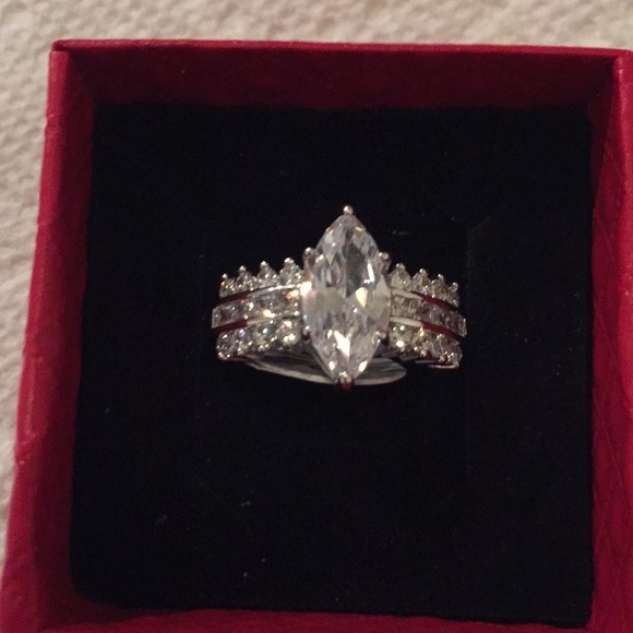Fashion Jewelry Jewelry - Sterling silver3CT Marquis white sapphire size 10